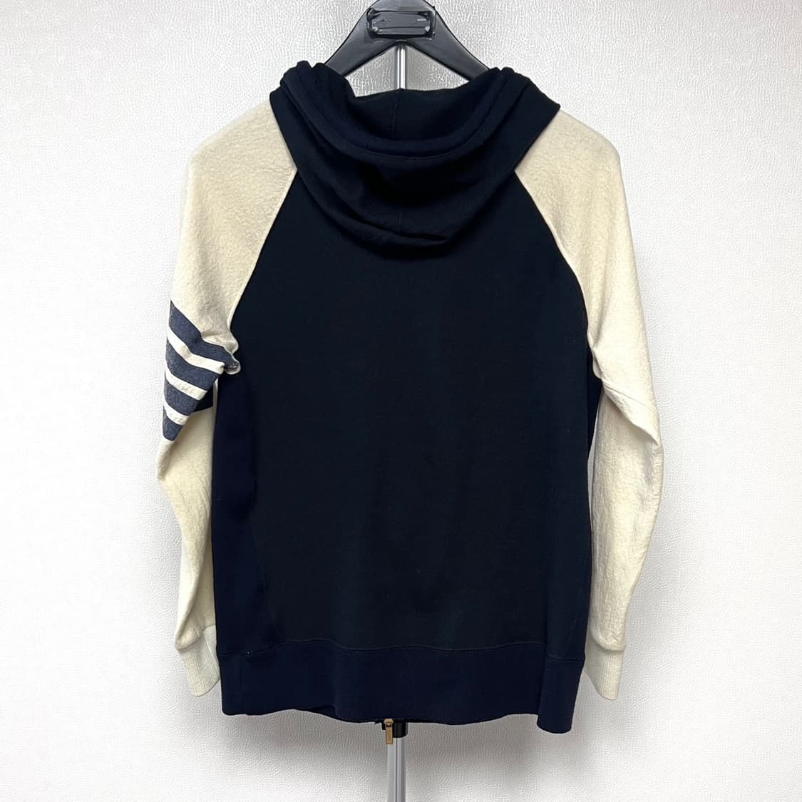 [4size] 톰브라운 울 사선 후드집업 상품이미지2