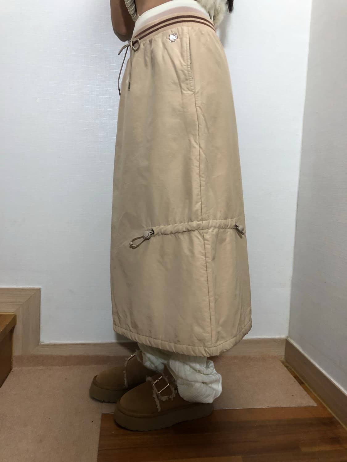 빈티지 헬로키티 베이지 롱 스커트 상품이미지3