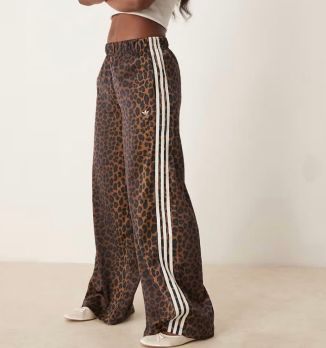 아디다스 와이드 레그 새틴 레오파드 팬츠 M 상품이미지1