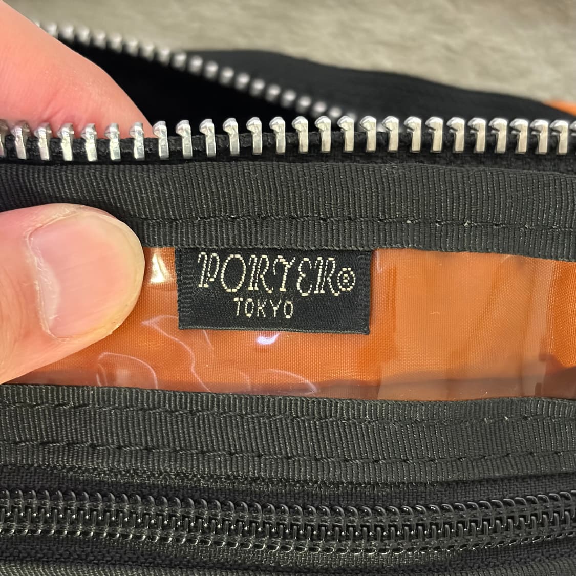 porter 요시다 포터 탱커 반달숄더백 블랙 상품이미지7