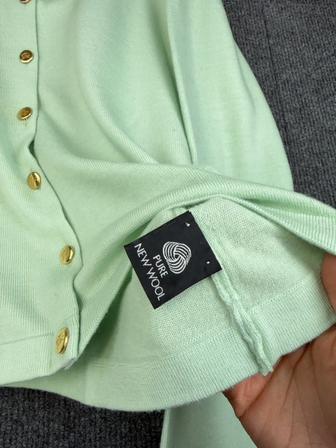 90s 버버리 금장버튼 울 가디건 상품이미지7