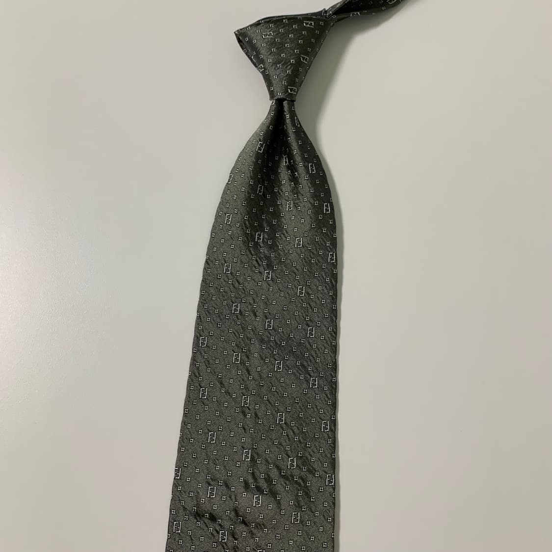 펜디(FENDI) FF모노그램 명품넥타이 A+등급 9.4cm 상품이미지9