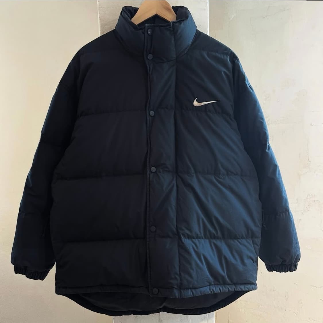 90's 나이키 다운 블랙패딩 상품이미지2