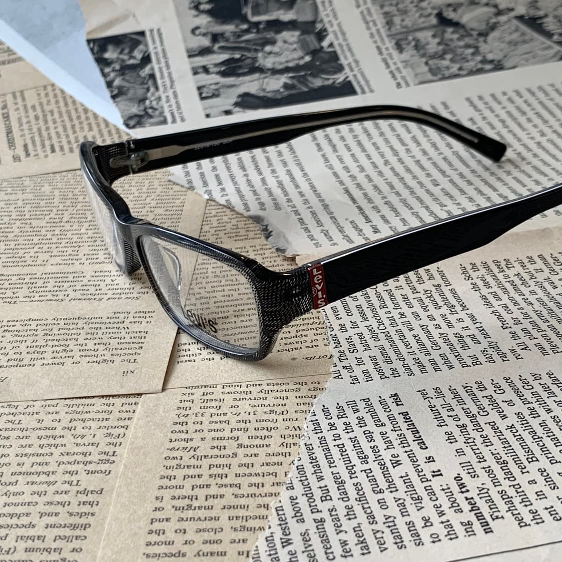 850 데드스탁 빈티지안경 리바이스 블랙 뿔테 픽키안경 상품이미지3