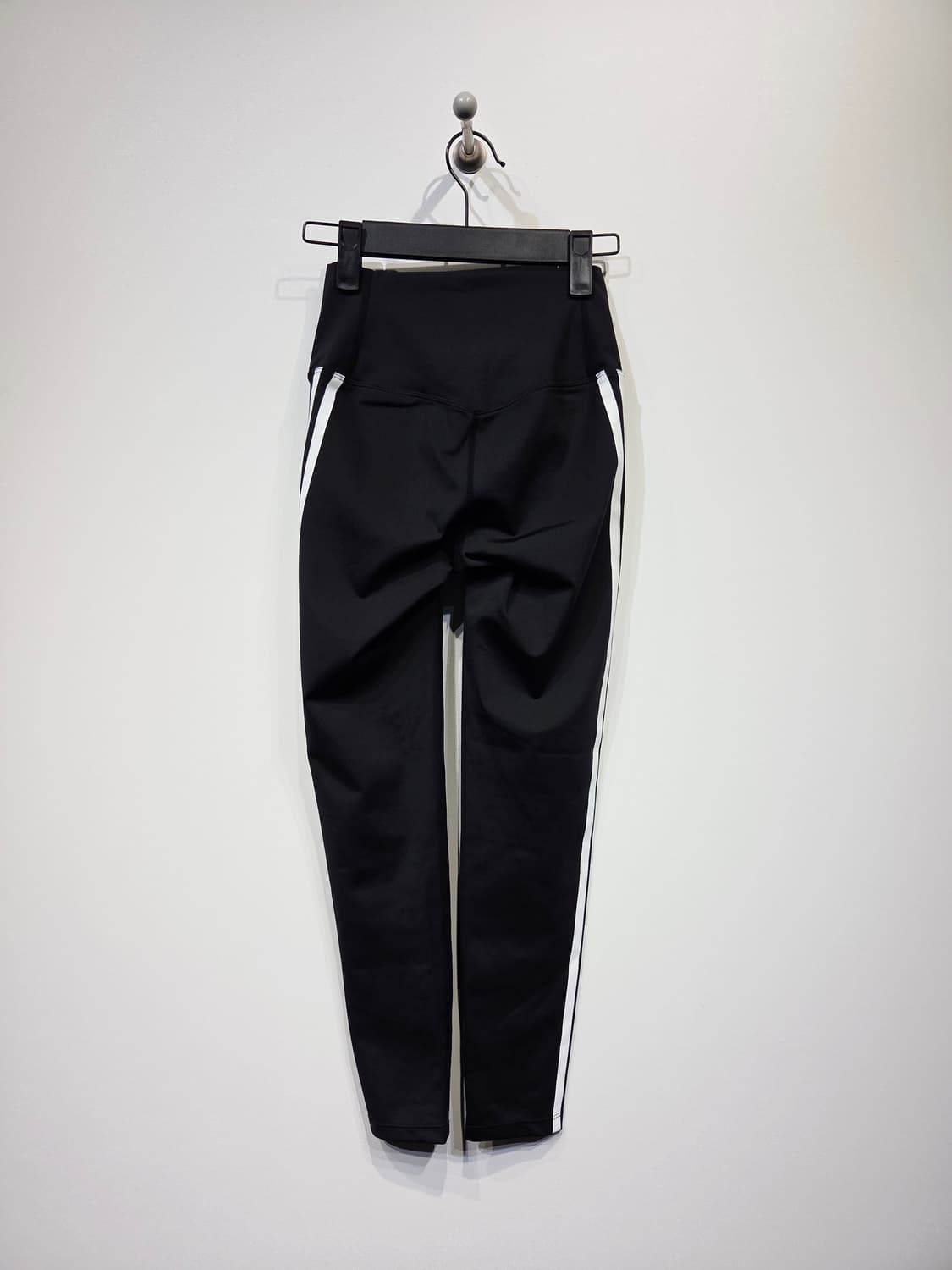 널디 NERDY 블랙 트레이닝 레깅스_S 상품이미지5