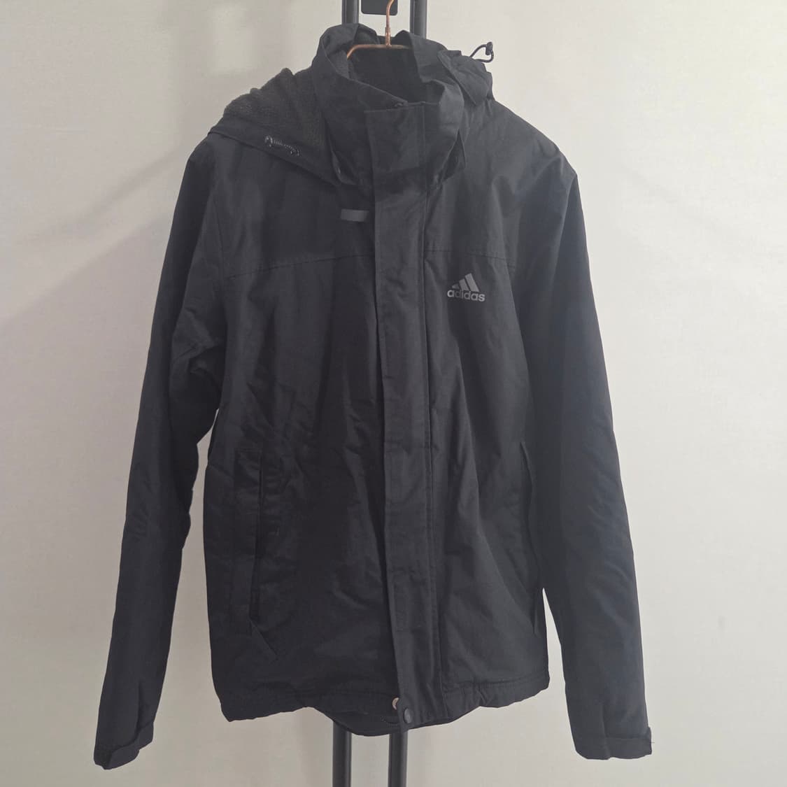 아디다스 기모 안감 바람막이 상품이미지1