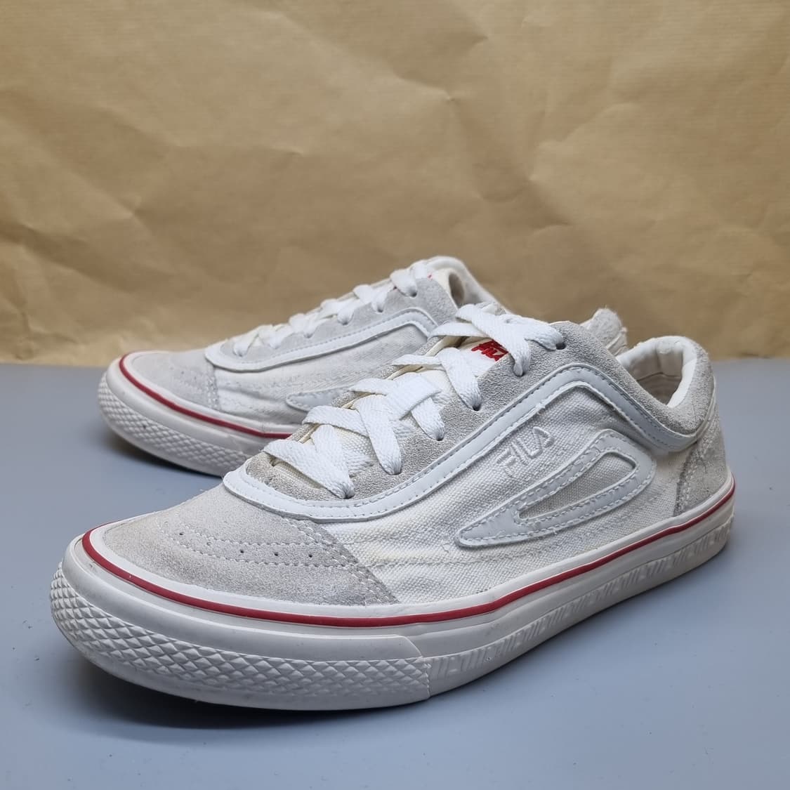 휠라 클래식 보더 스니커즈 250 상품이미지1