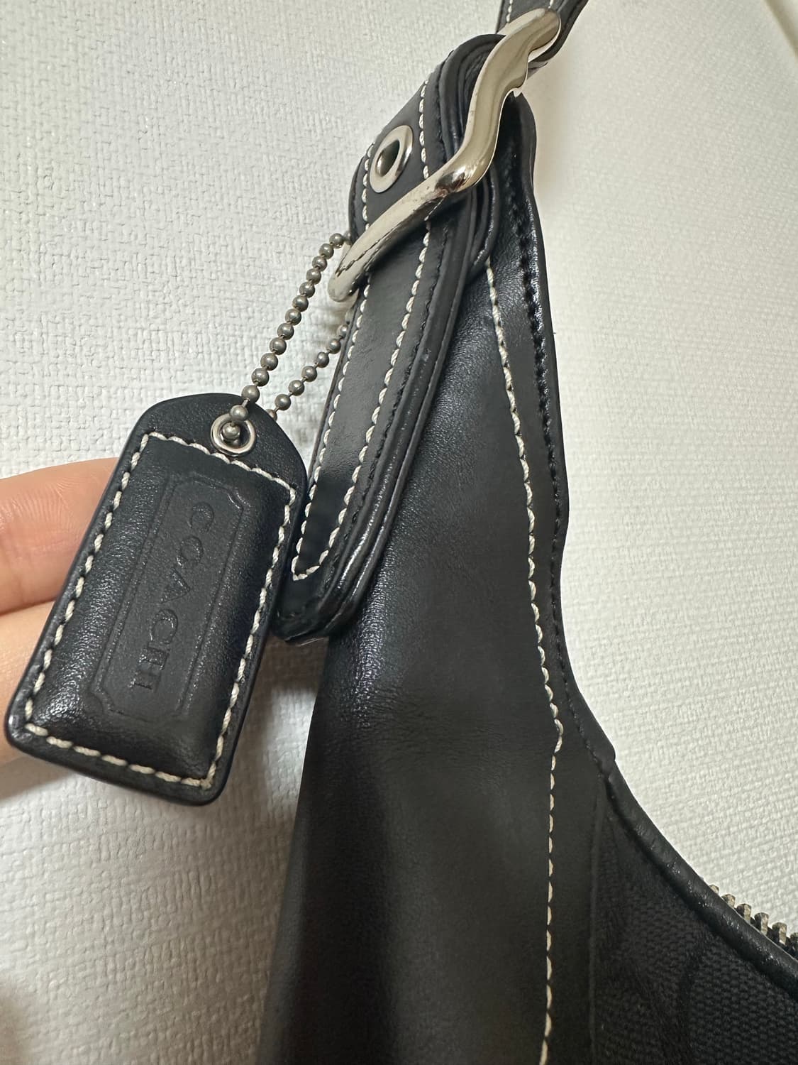 코치 블랙 시그니처 숄더백 / 코치가방 / 코치숄더백 /코치빈티지백 상품이미지7
