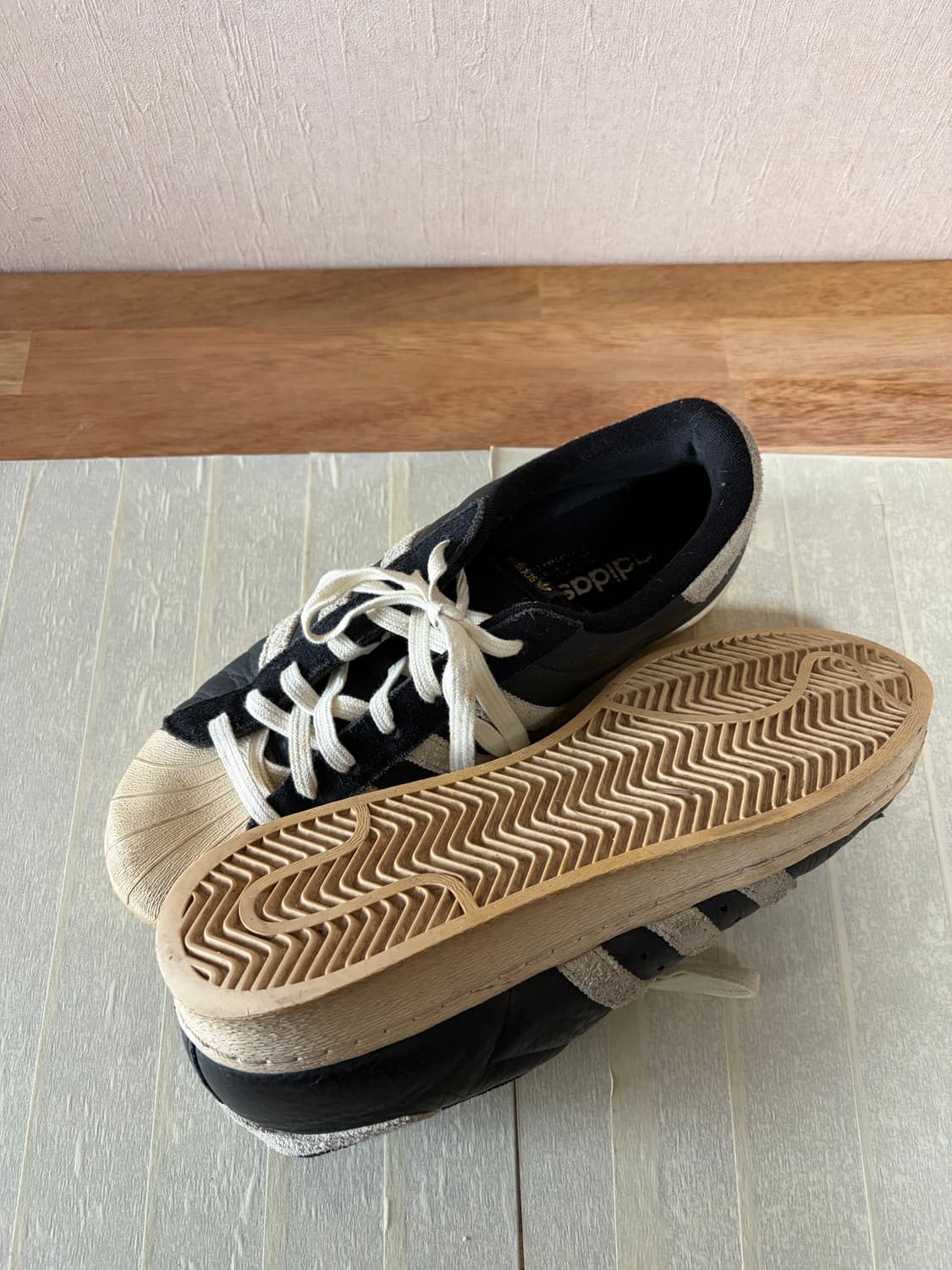 아디다스 슈퍼스타 블랙 275 사이즈 상품이미지3