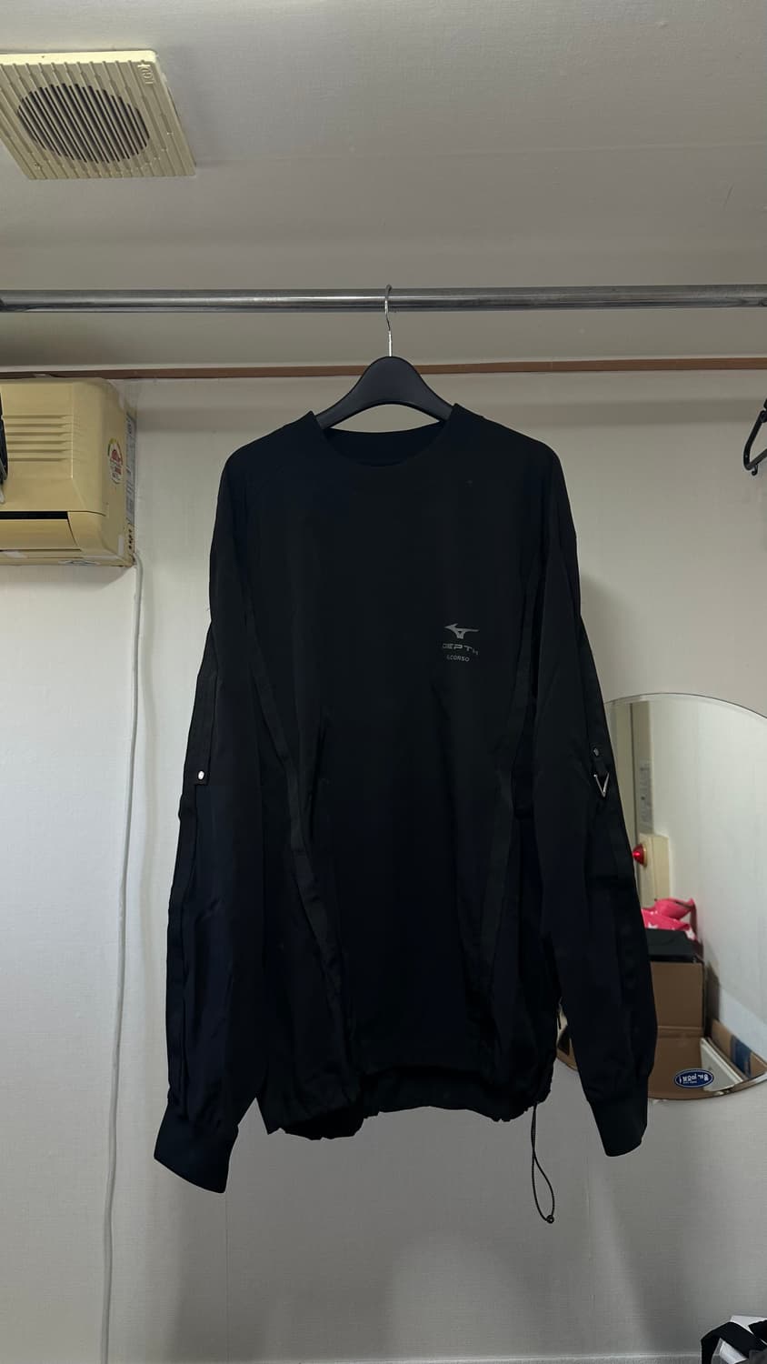 [일꼬르소X미즈노] 유틸리티 테크 맨투맨 블랙 상품이미지2