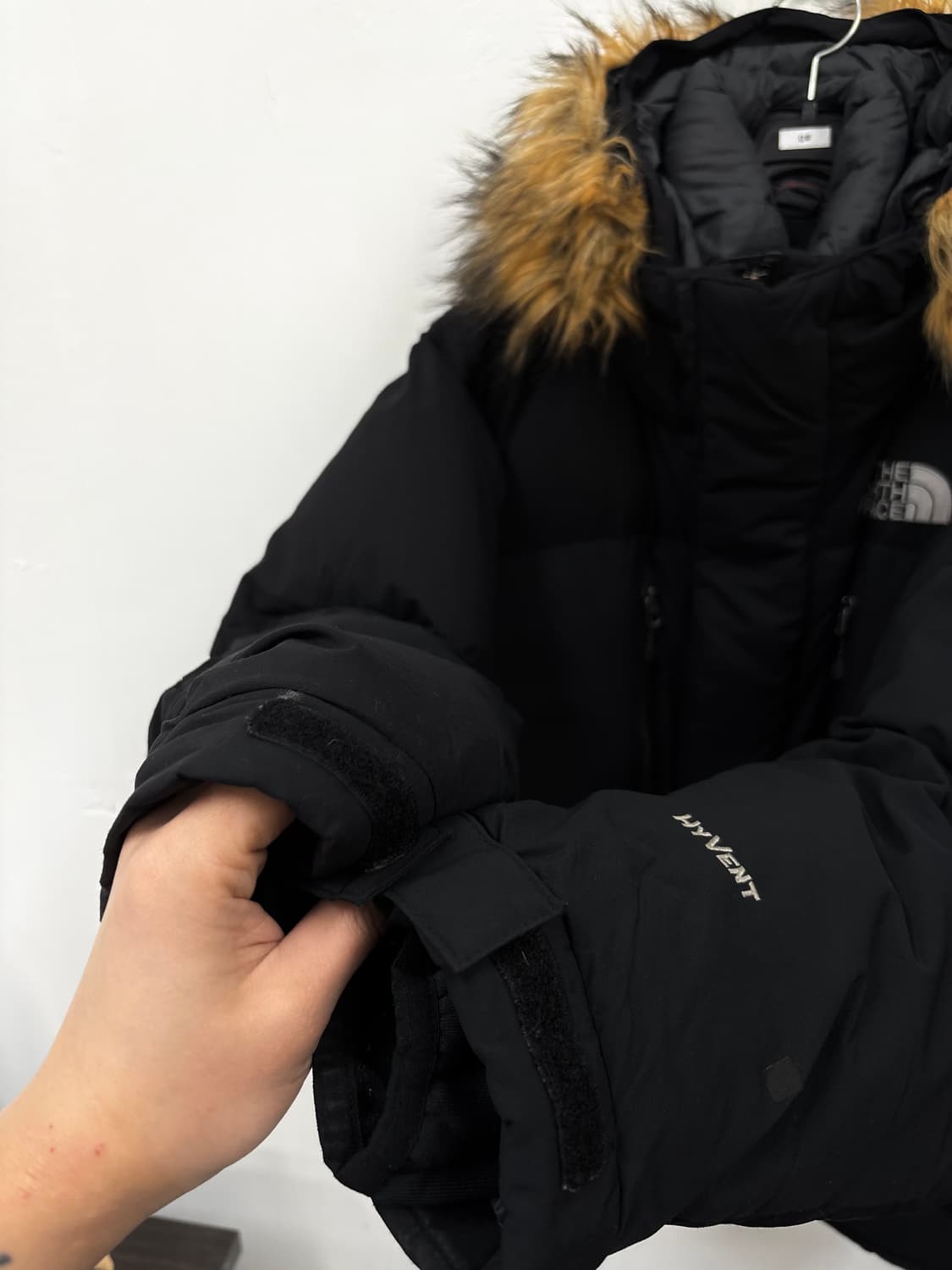 노스페이스 구스다운 패딩 털탈착 상품이미지4