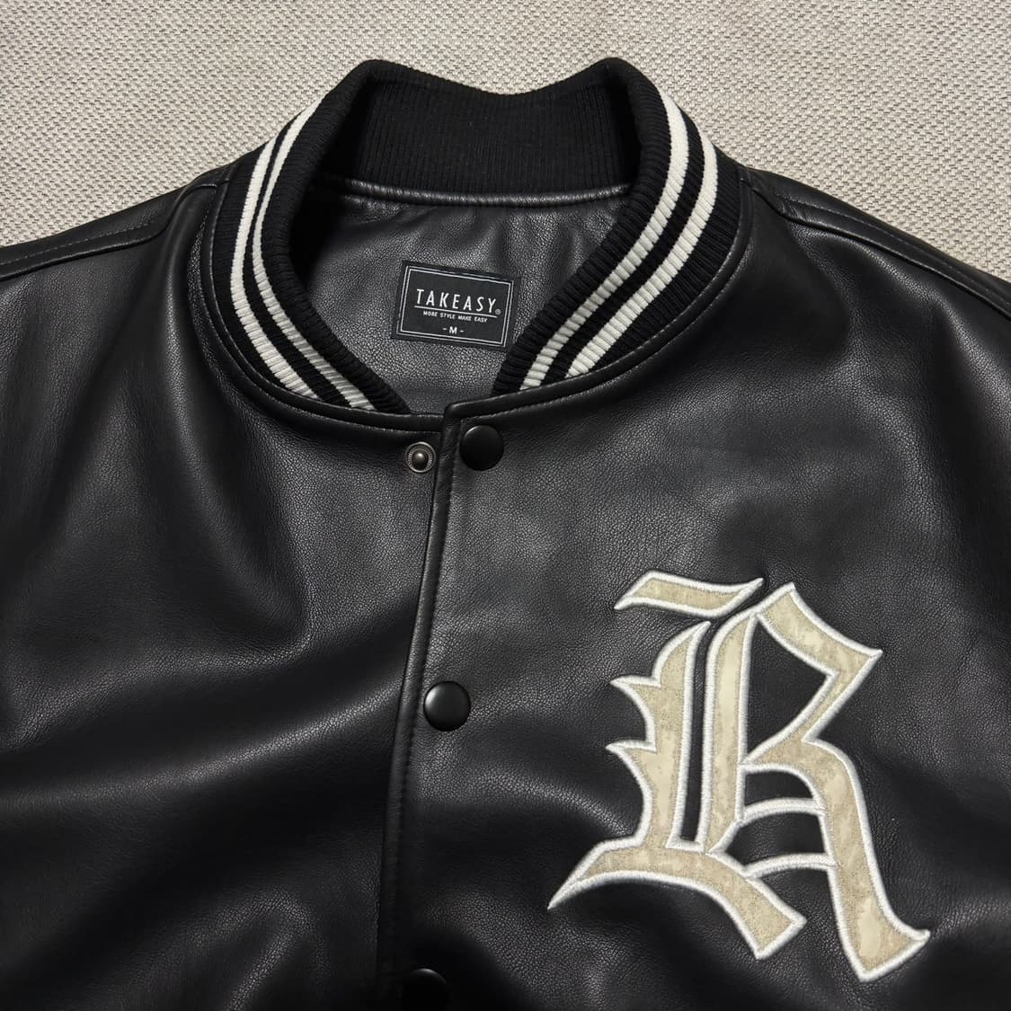 TAKEASY 테이크이지 레더 바시티 자켓 상품이미지2
