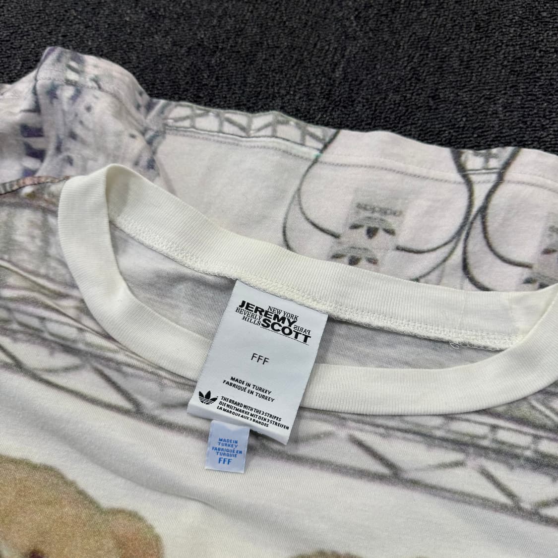 아디다스 제레미스캇 프린팅 하프 티셔츠 상품이미지9