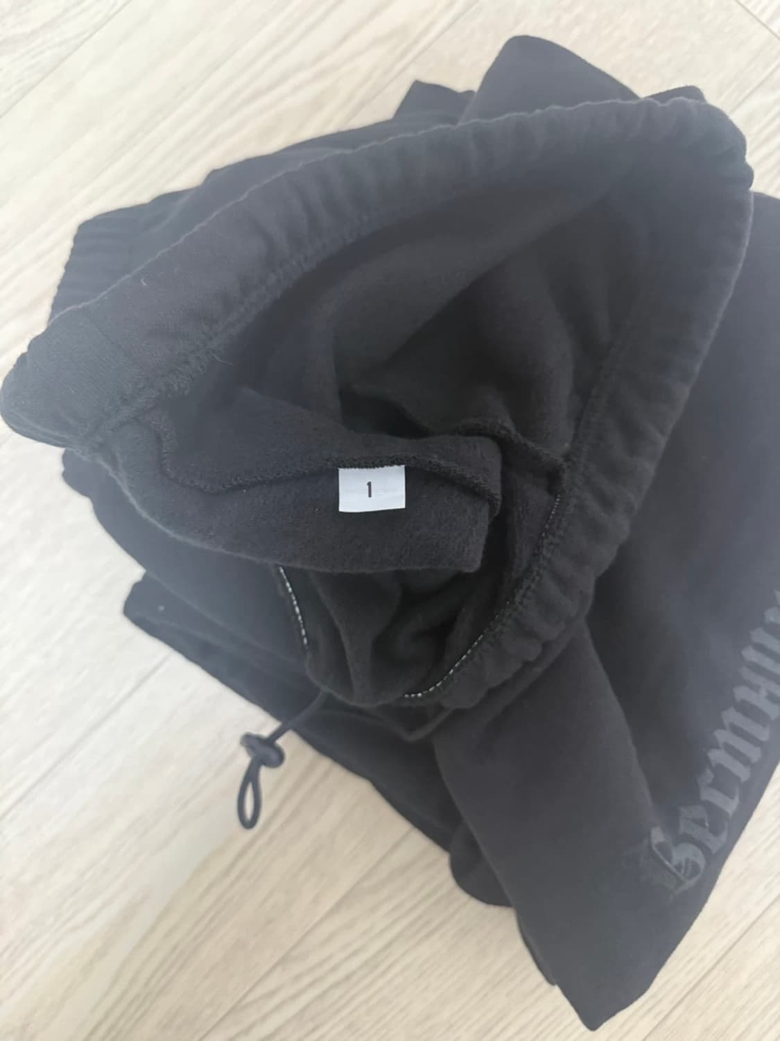 [새상품]yeezy 고샤 트리뷴 조거 블랙 1 상품이미지3