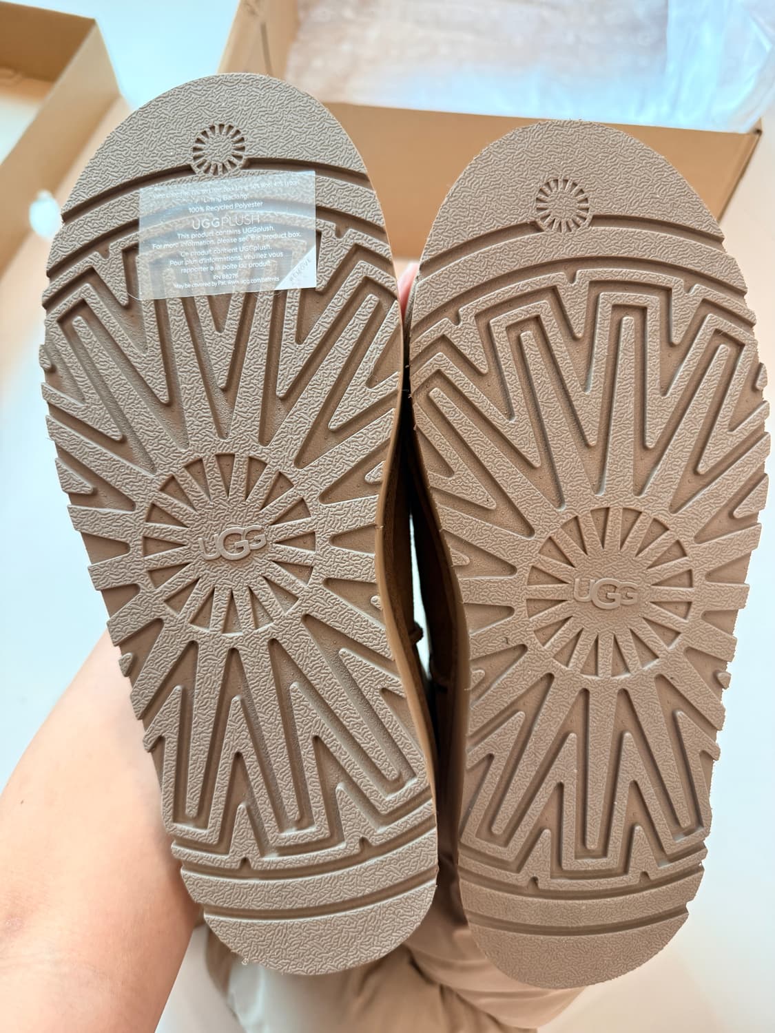 새상품)UGG 클래식 미니 플랫폼 레그워머 235-240size 상품이미지7