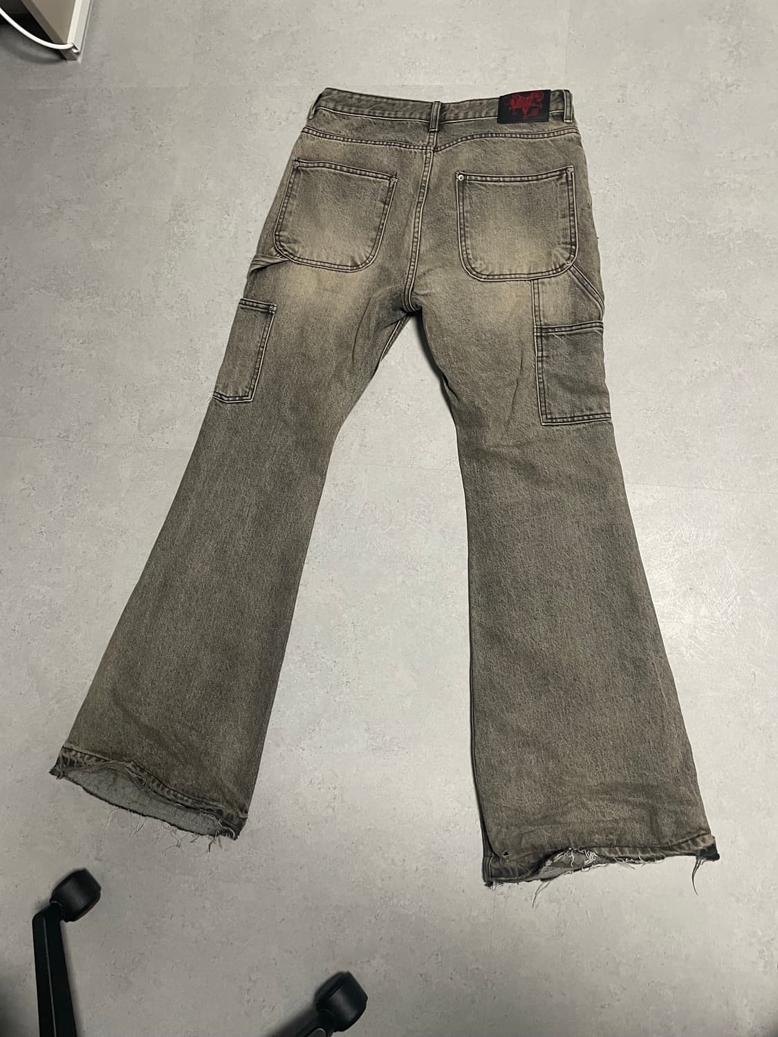 에모스탠스클럽 플레어 진 1 상품이미지2