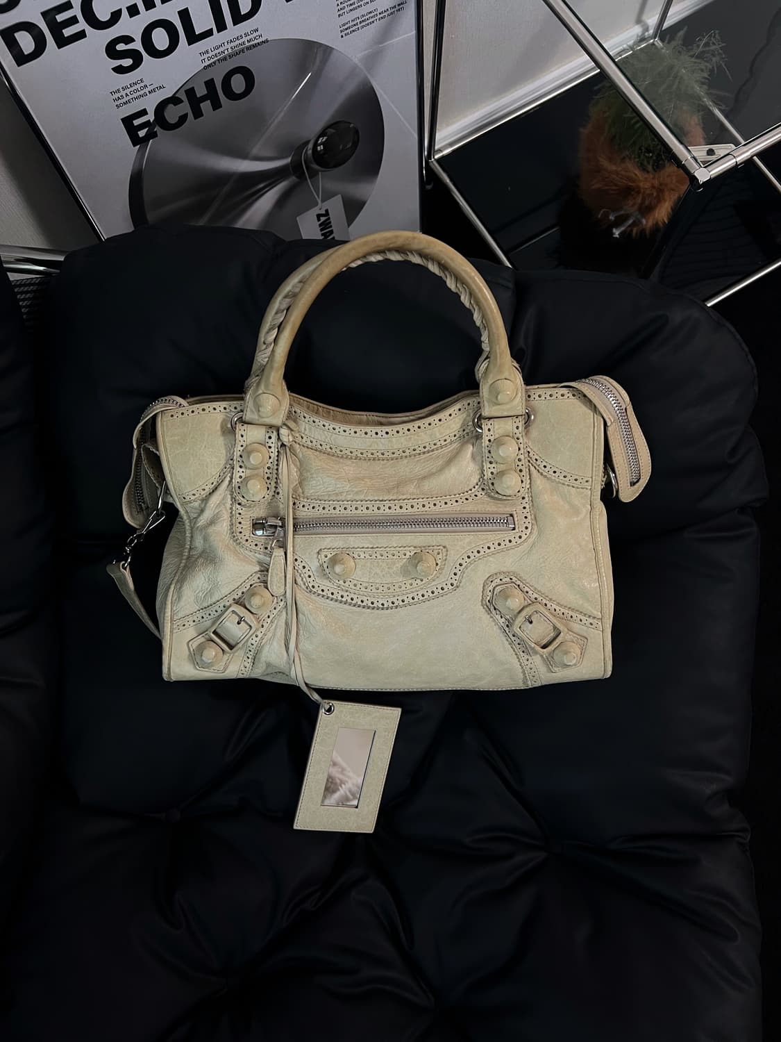 발렌시아가 모터백 상품이미지2