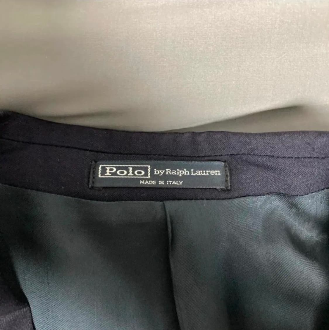 랄프로렌 금장 블레이져 네이비 입니다. 상품이미지2