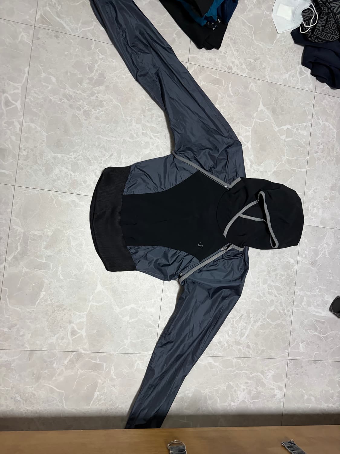 Ojos 2way hoodie bolero 오호스 볼레로 상품이미지5