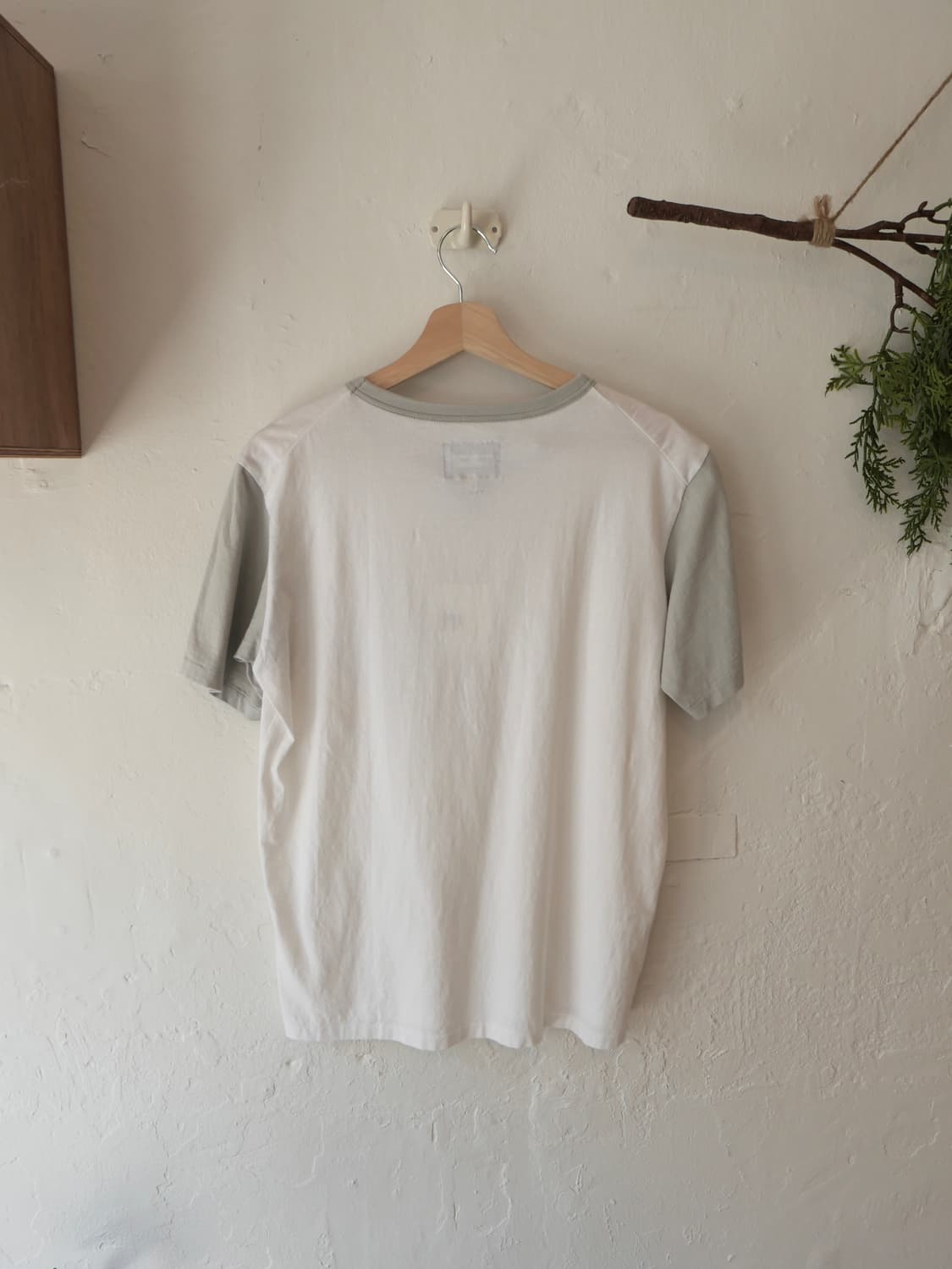 타카히로 미야시타 더 솔로이스트 포켓 반팔 상품이미지3