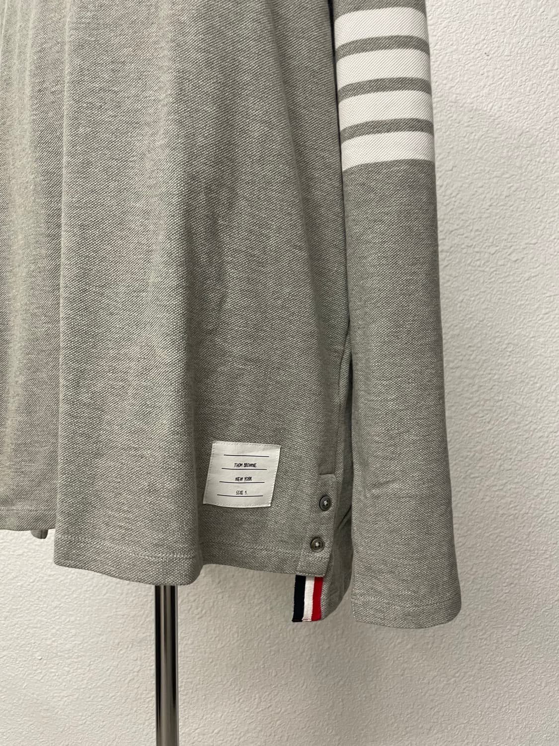 톰브라운 라운드 티셔츠 사이즈 5 상품이미지8