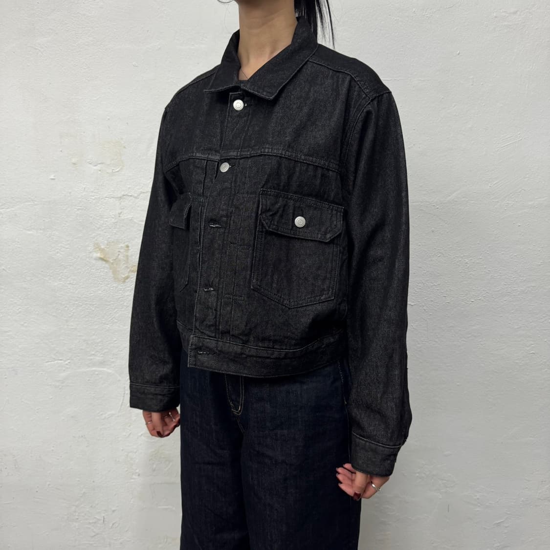 Oriens by 저널스탠다드 블랙 워시드 코튼 와이드 트러커 자켓 상품이미지1