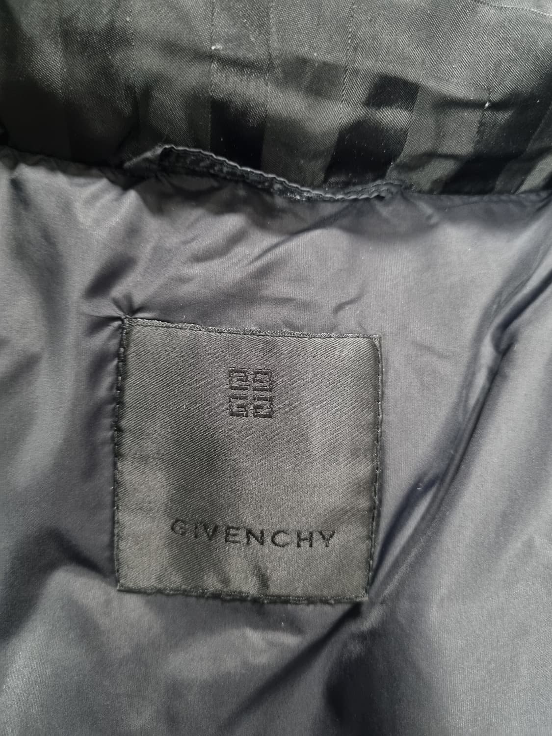 지방시 남성 다운패딩  상품이미지3