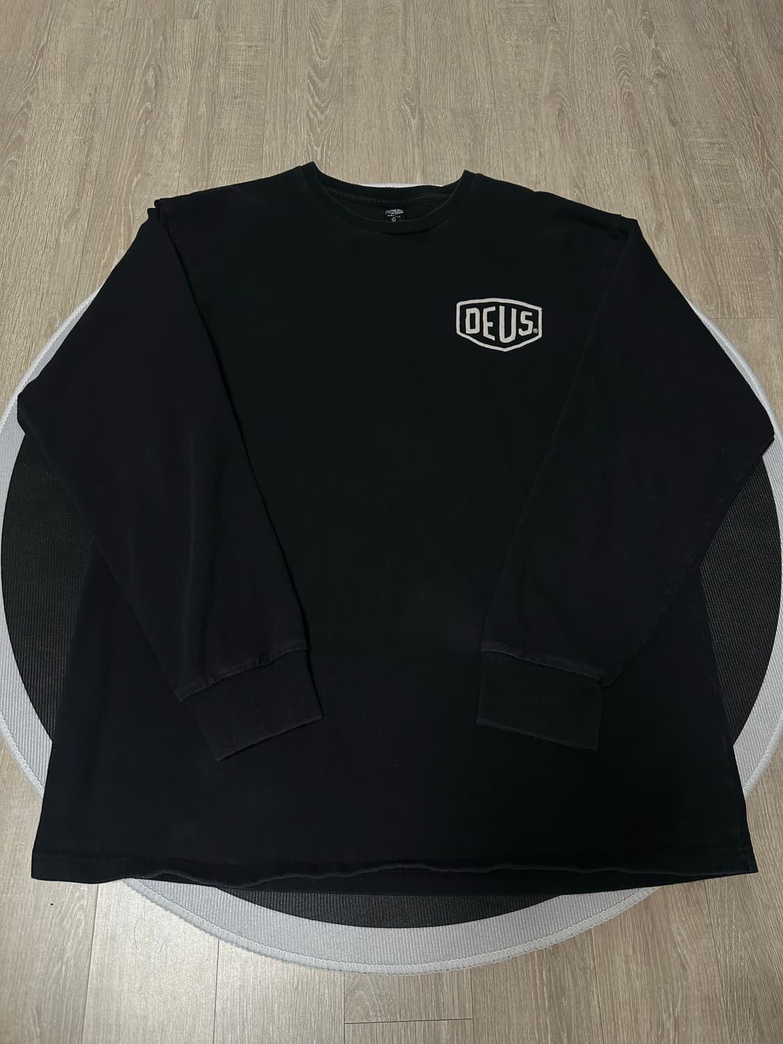 (L) 데우스 롱슬리브 블랙 상품이미지1