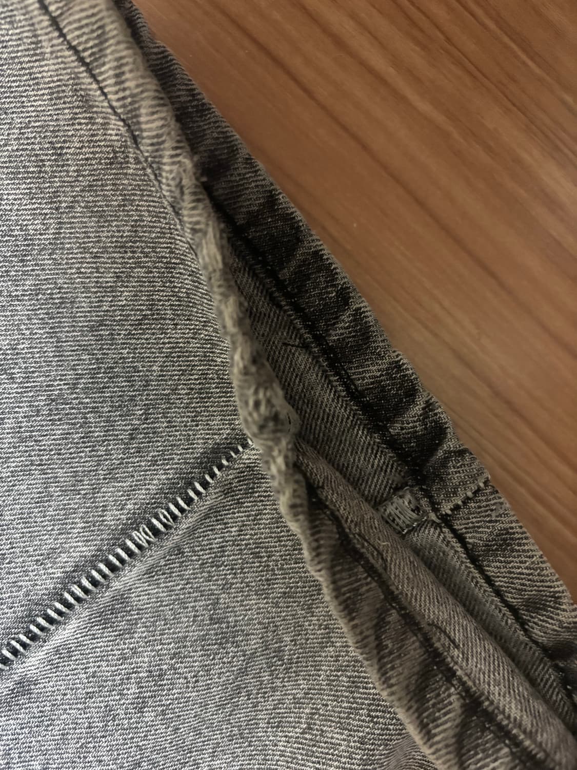 [Ojos] crack washed denim pants /grey 상품이미지3