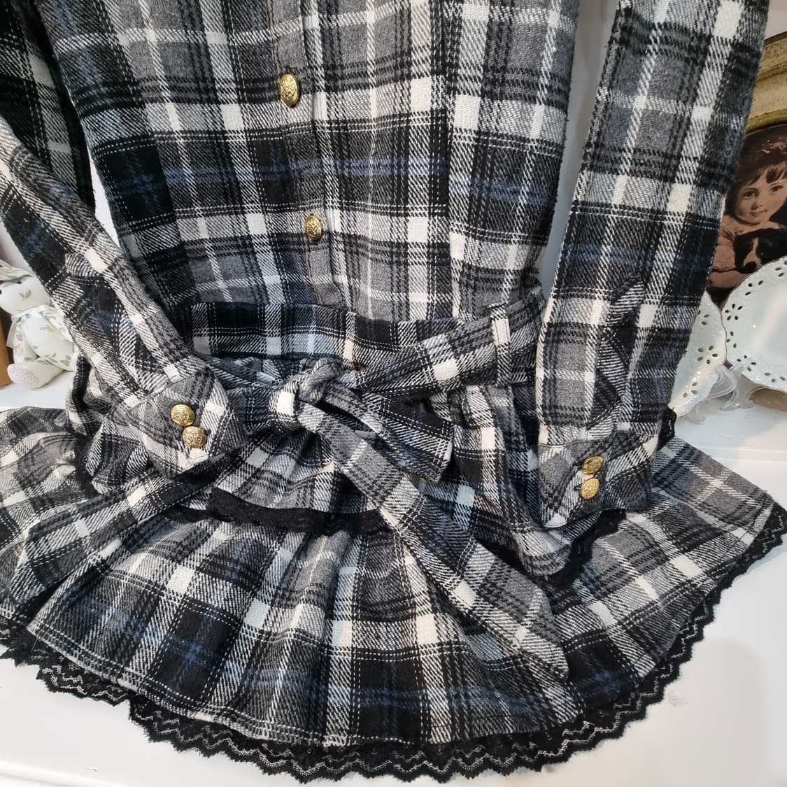 트랄라라(TRALALA) 울혼방 체크 프릴 원피스 상품이미지3