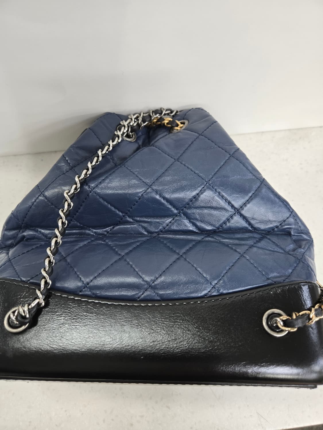 샤넬 가브리엘 백팩 스몰 네이비 블랙 상품이미지7