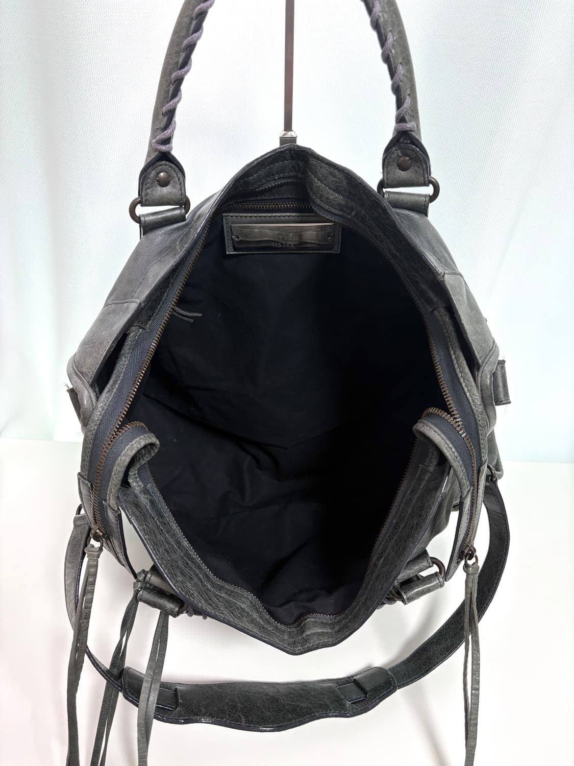 발렌시아가 시티 모터백 그레이 상품이미지7