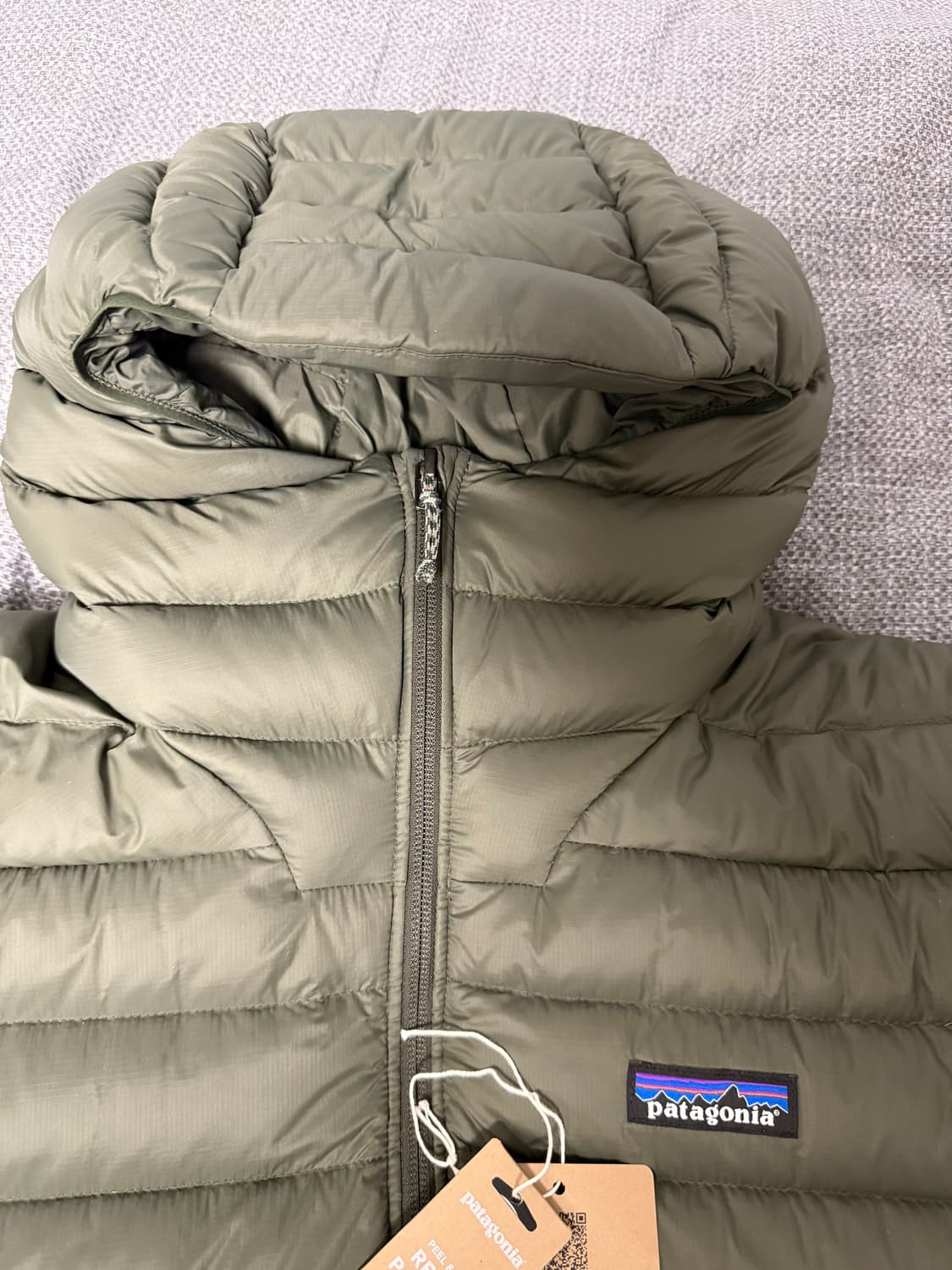 [L] 파타고니아 다운스웨터 후디 파인니들그린 상품이미지5