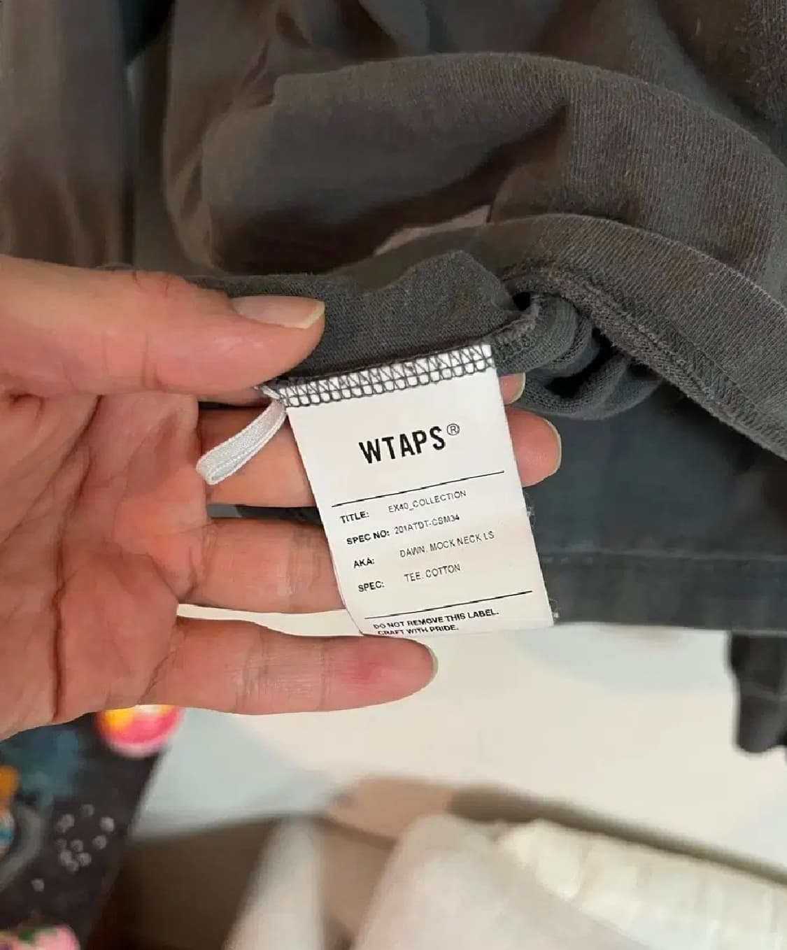 더블탭스 로고 롱슬리브 상품이미지2