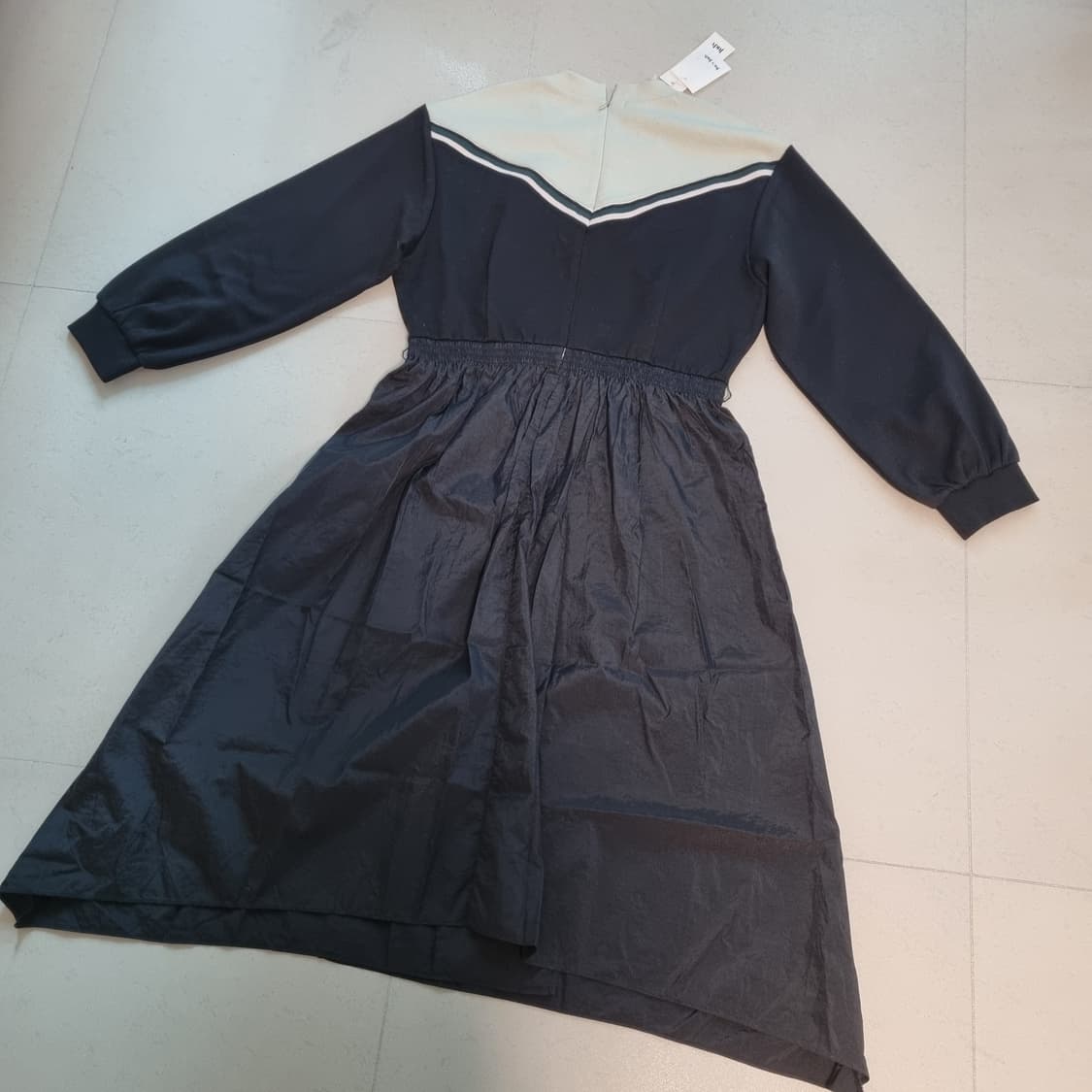 쥬시쥬디 우븐 배색 져지원피스 상품이미지5