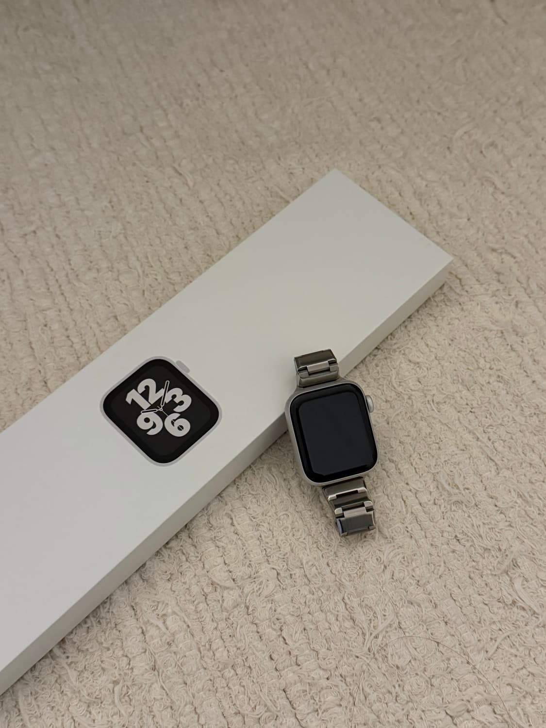 애플워치 SE 실버 40mm 스테인리스 상품이미지1