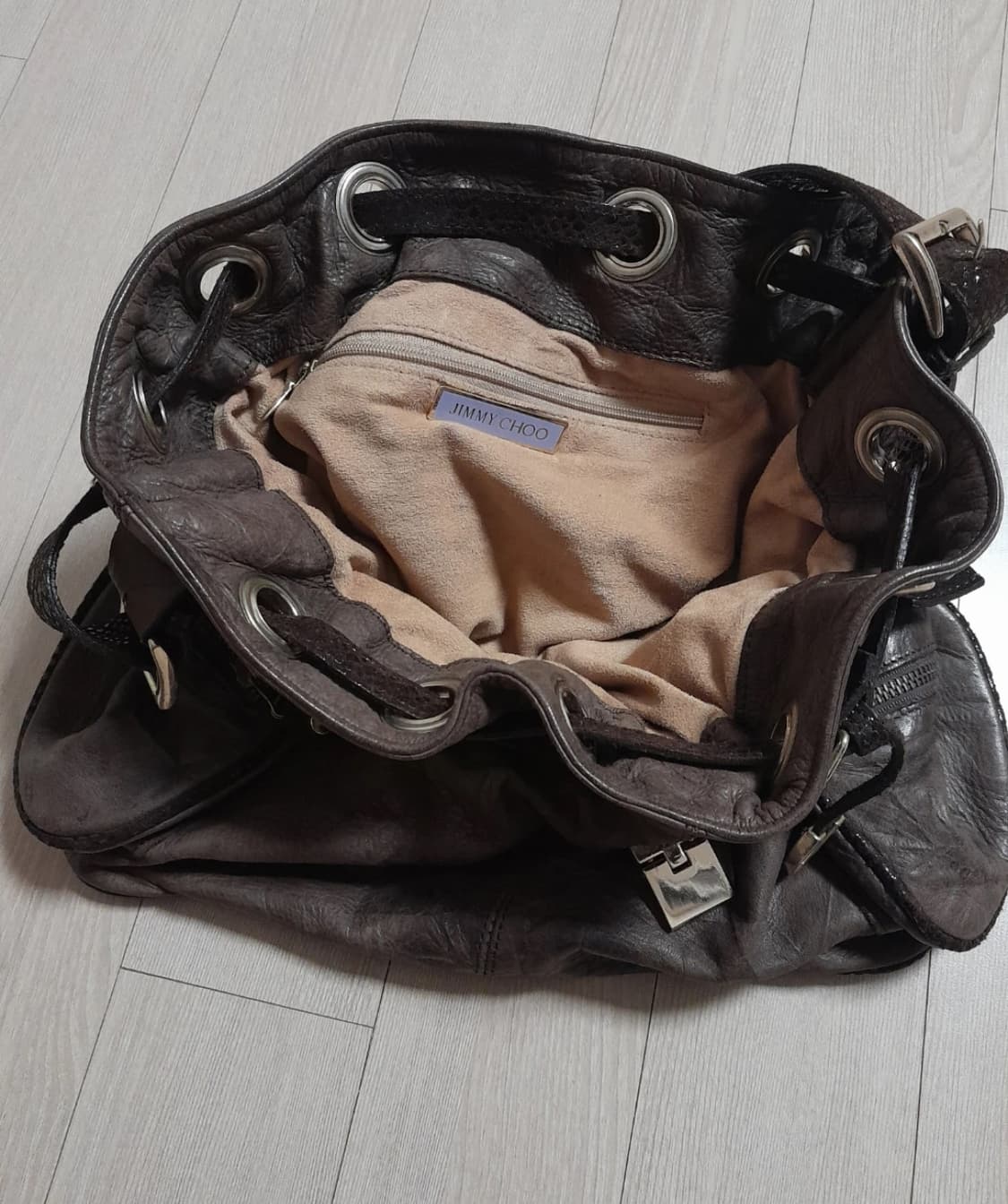 지미추 레더 링 백(Jimmy Choo Ring Bag) 상품이미지3