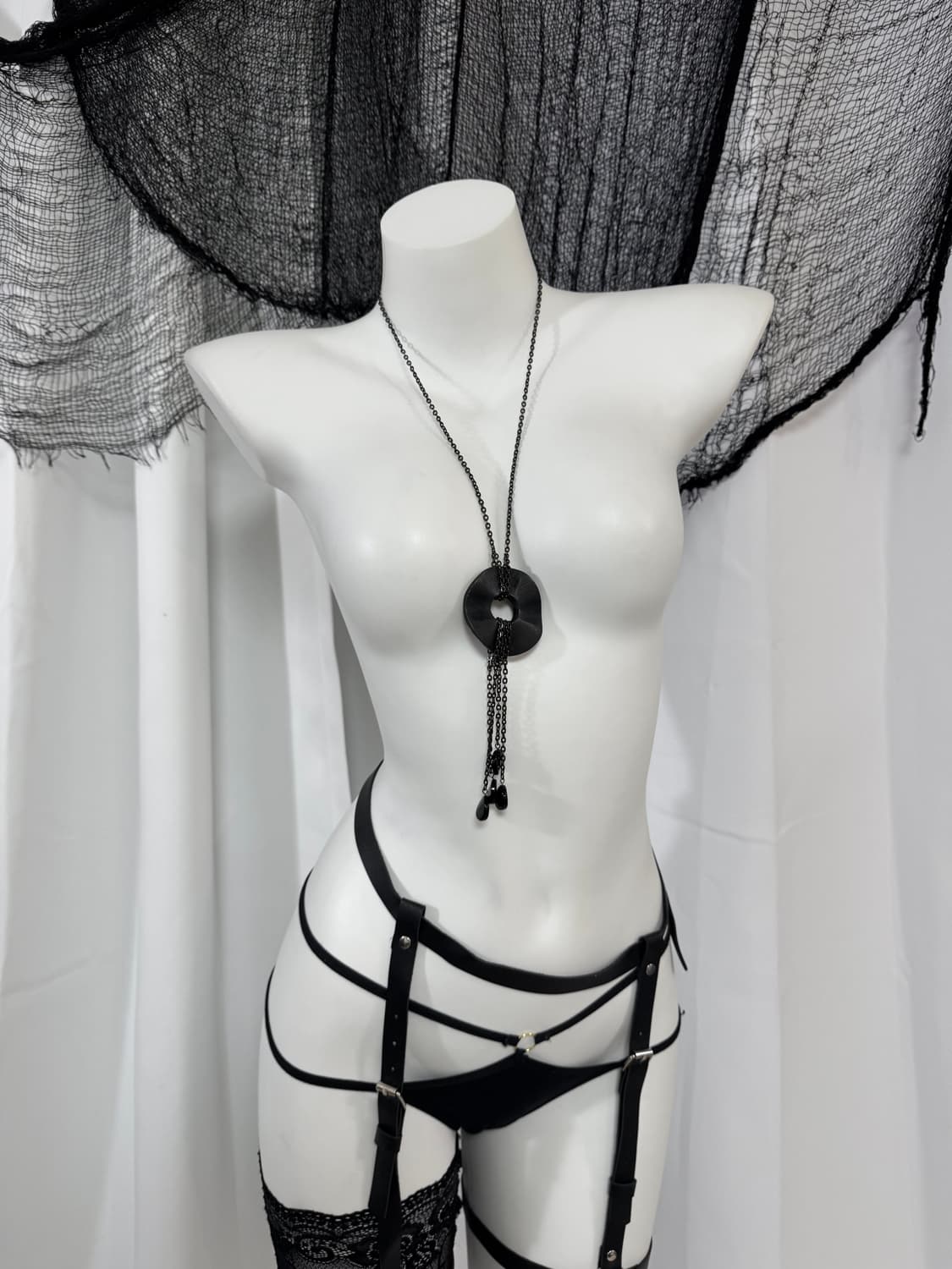 black necklace 상품이미지1