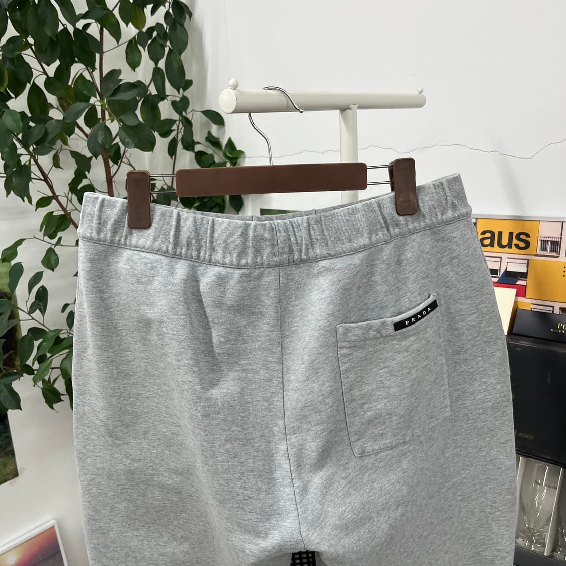 프라다 스웻 조거팬츠 XL 상품이미지4