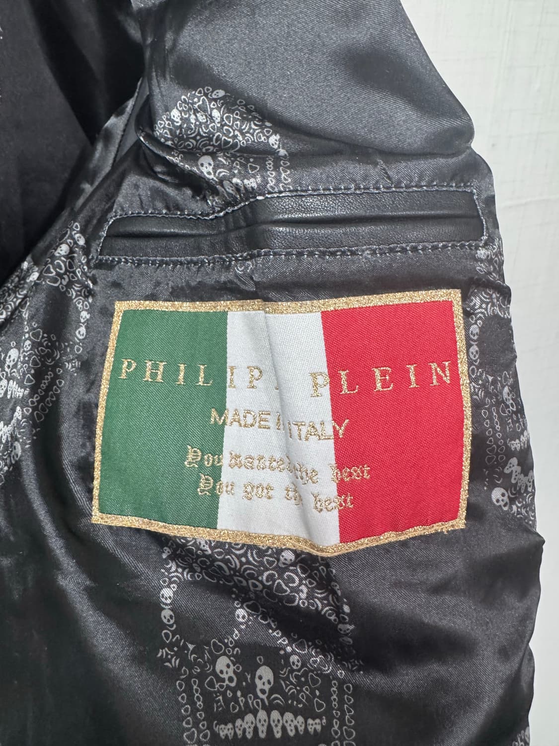 필립플레인 램스킨 스컬 봄버 상품이미지7