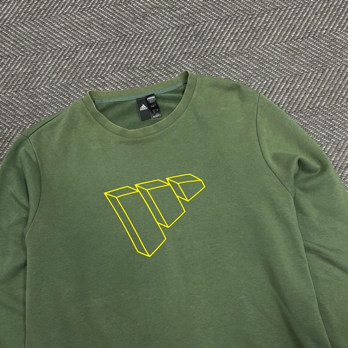 아디다스 프린팅 맨투맨 v0277 상품이미지3