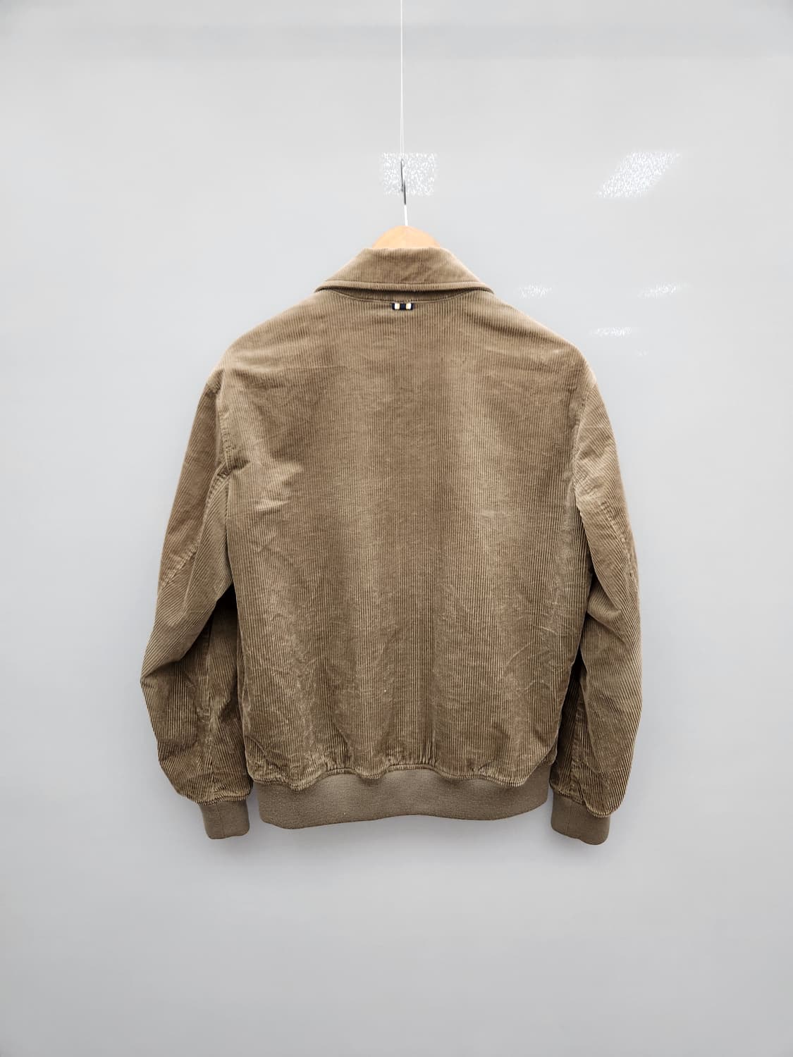 헤지스23FW 다크베이지 코듀로이 드리즐러 자켓 상품이미지5
