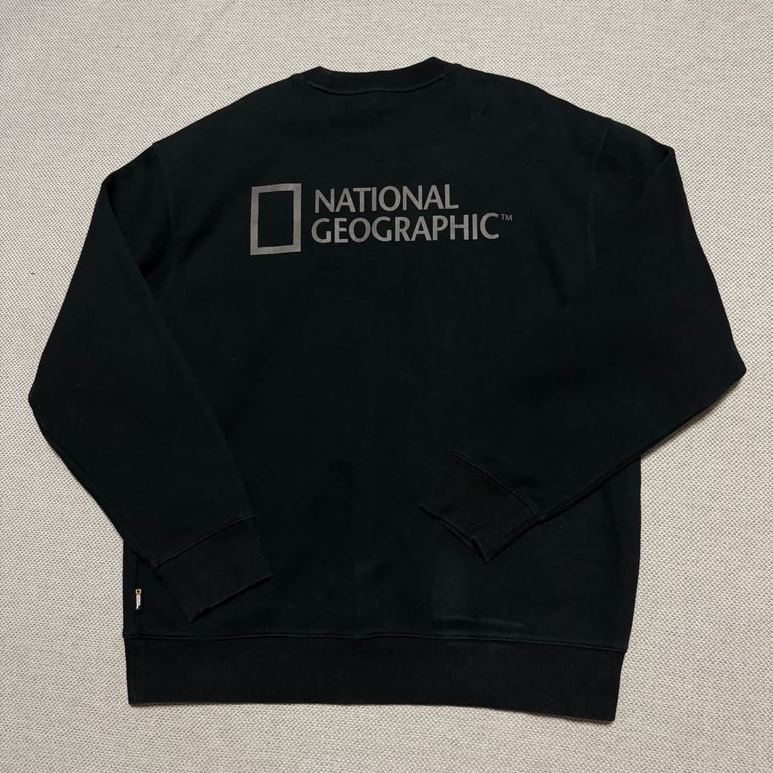 내셔널지오그래픽 빅로고 맨투맨 상품이미지2