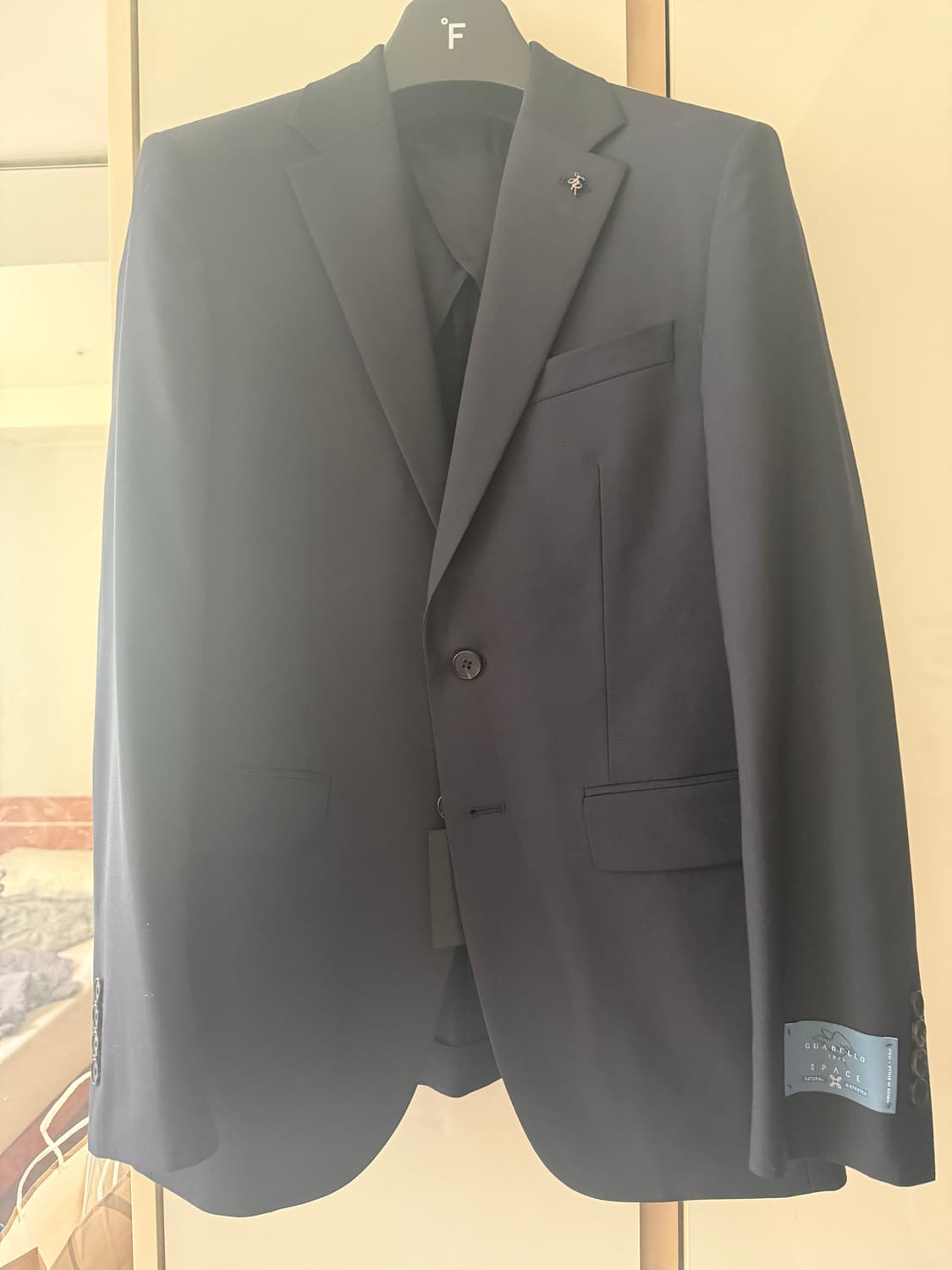 (새상품) 지이크 파렌화이트 구아벨로 원단 네이비 수트 95 74(29) 상품이미지1