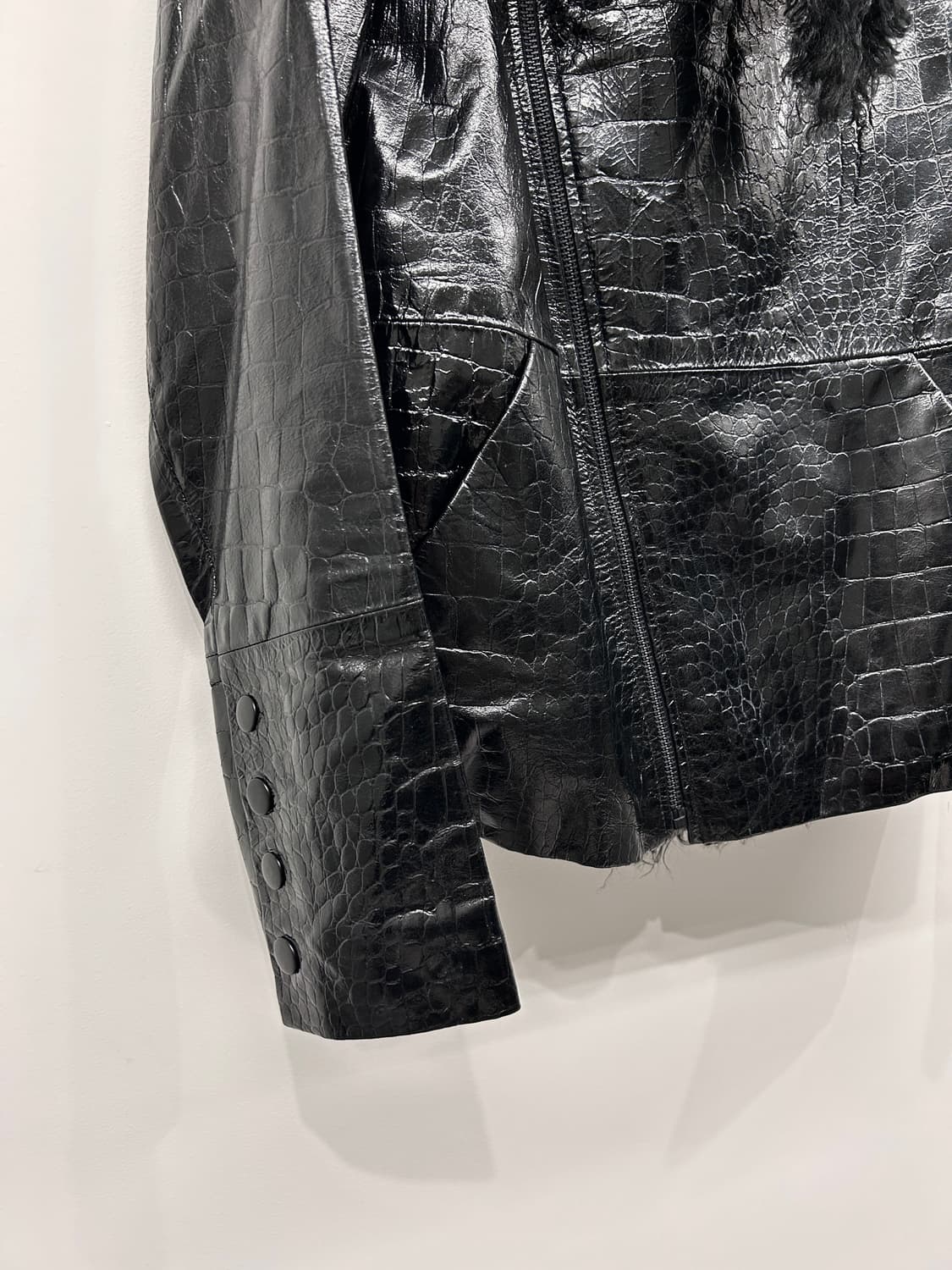 206 옴므 페이던트 크로크 퍼 트림 램스킨 자켓 상품이미지9