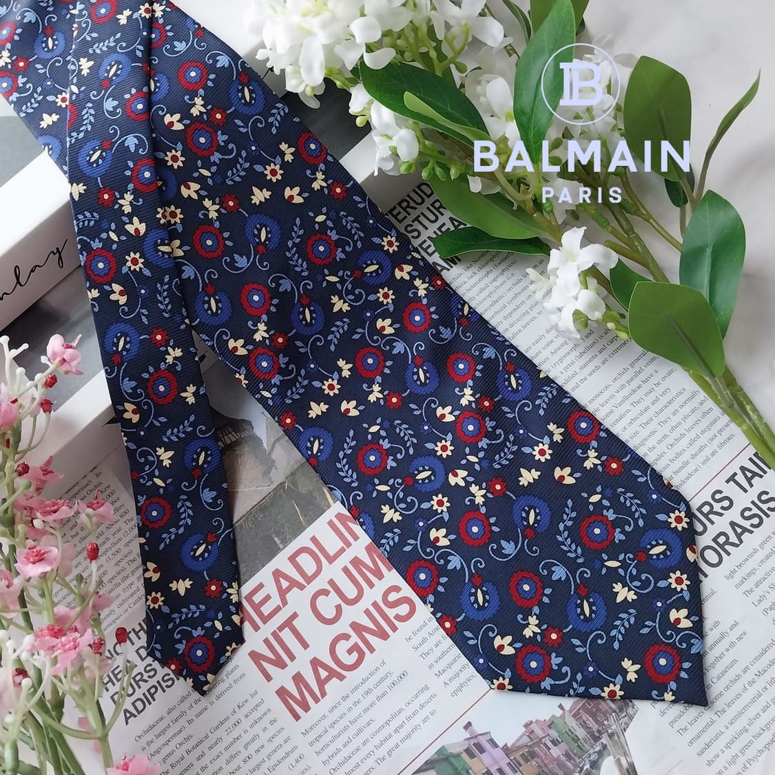 발망 실크 네이비 플라워 패턴 넥타이 9.3cm A+등급 K1579
 상품이미지3