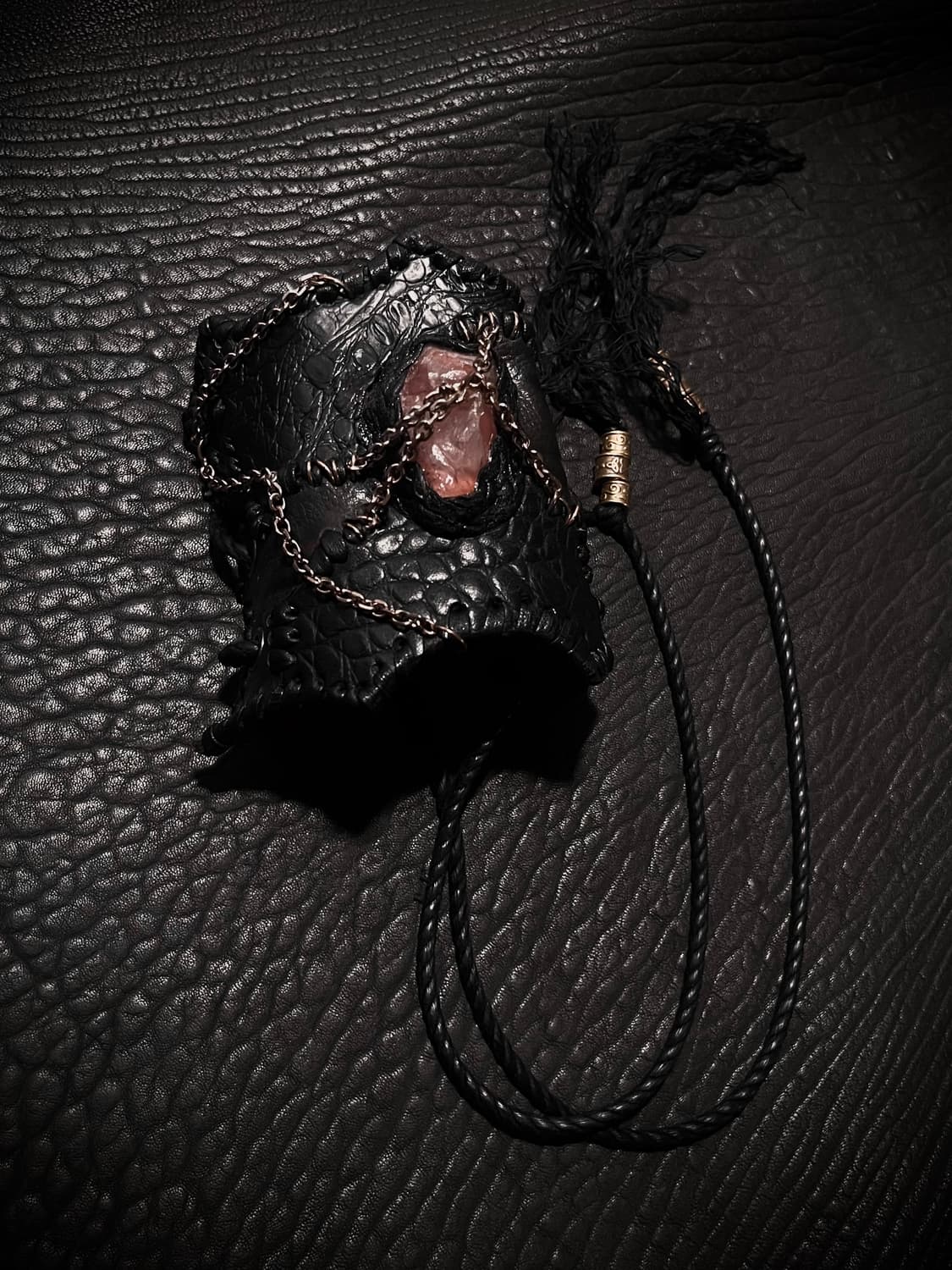 a red natural stone bracelet 상품이미지4