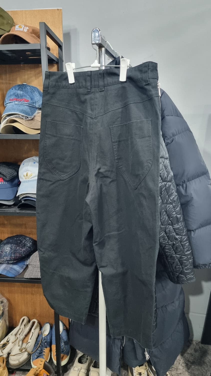 22년도 송지오옴므 지퍼 벌룬팬츠 허리단면43(33) 상태좋음 상품이미지2