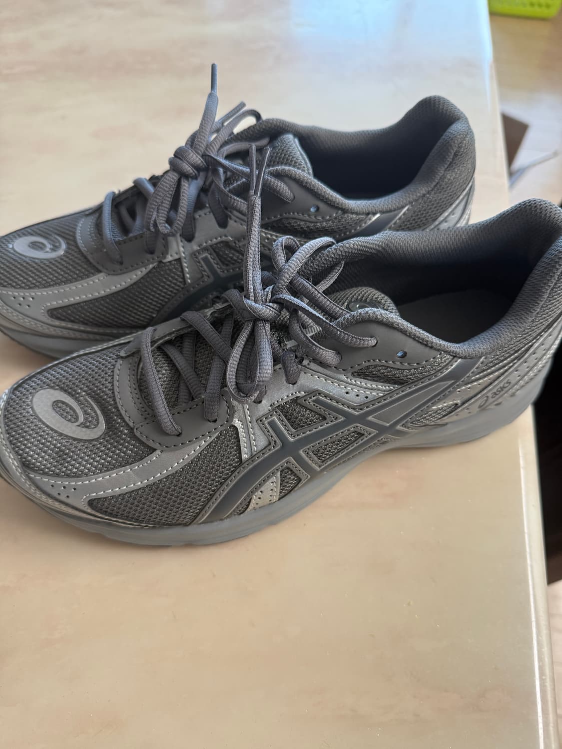 아식스 조그 100s 카본 255 새상품 상품이미지1