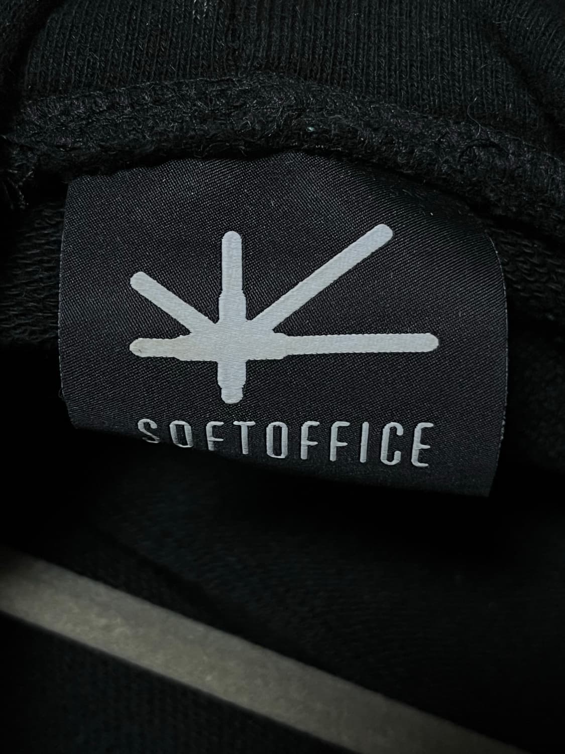 Soft office black hoodie 상품이미지3